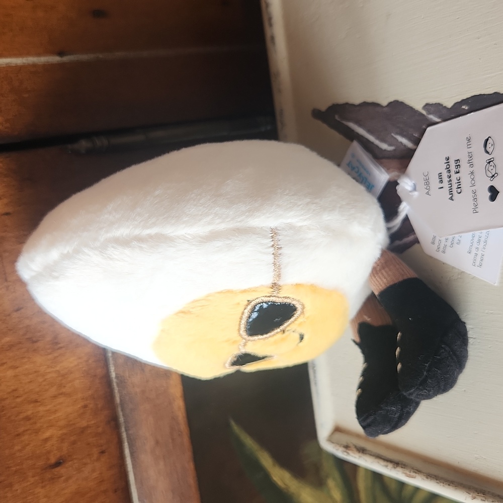 Jellycat Amuseable Boiled Egg Chic 6x4" Soft & Plush NWT - Picture 6 of 6